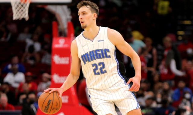 队变成了一 队变成了一