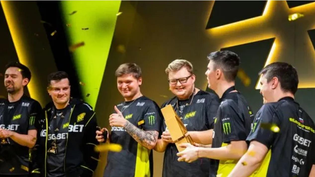 成为众多球 成为众多球