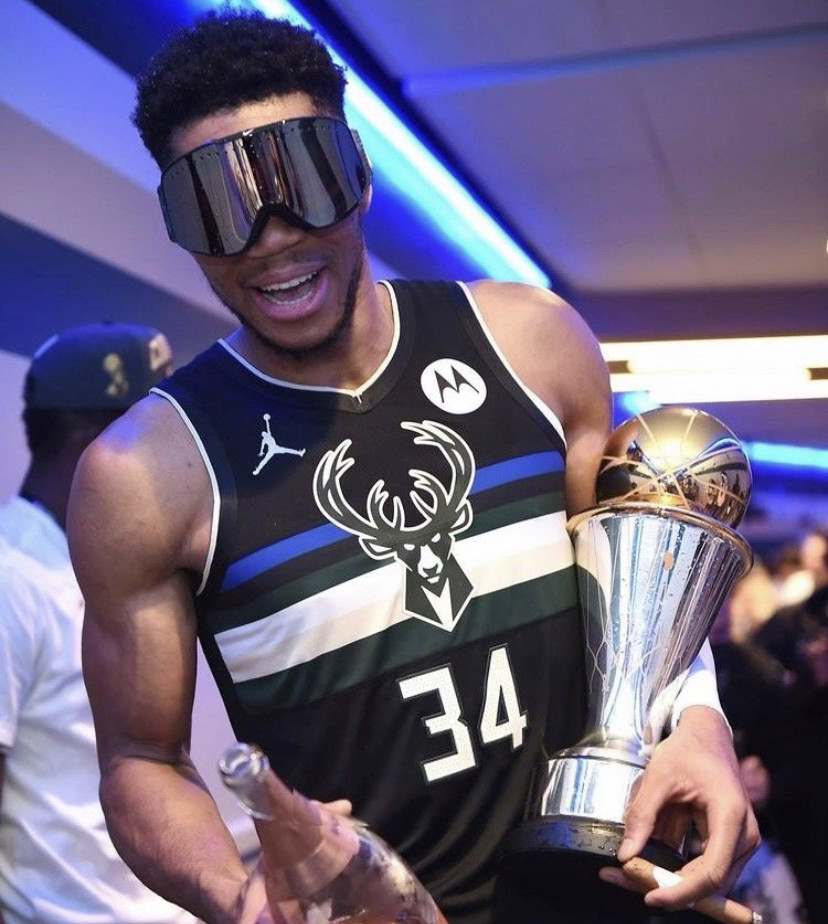 界内界外 界内界外