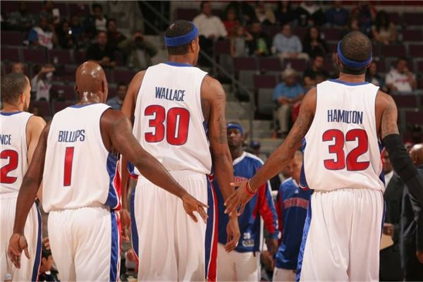 记者：迪巴拉已与罗马初步谈续约，短期内不会考虑回阿根廷